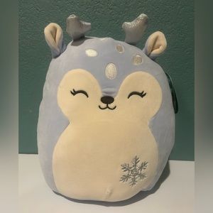 NWT Squishmallows 11” Farryn the Fawn Snowflake Belly 2023 Holiday Edition Plush